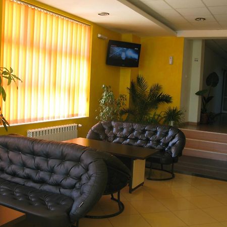 Hotel Nakra Radnevo Экстерьер фото