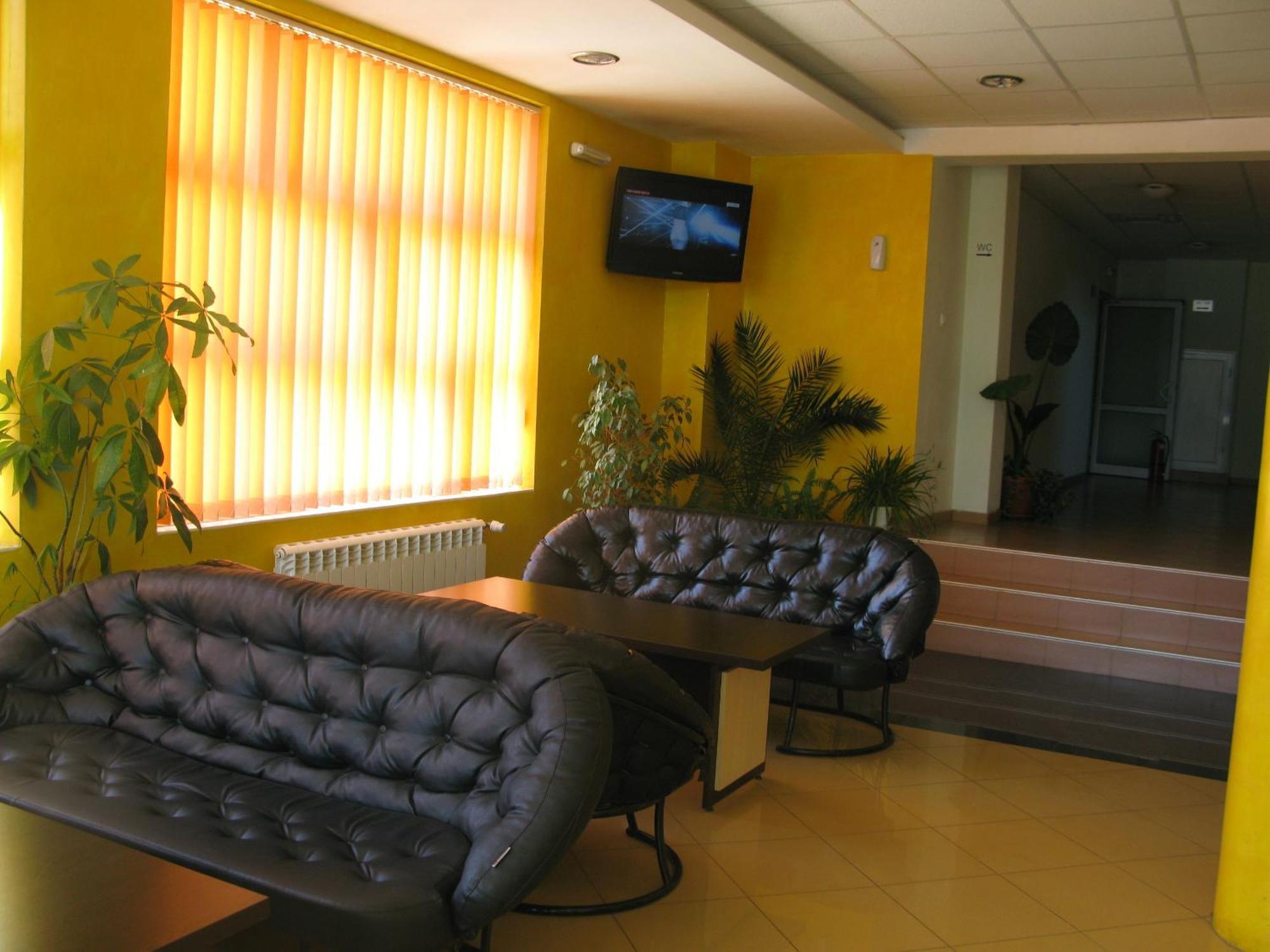 Hotel Nakra Radnevo Экстерьер фото